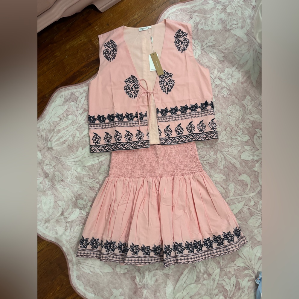 NWT Pink & Navy Floral Vest and Skirt set- Chakeris